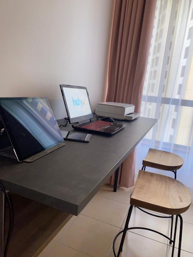Grays Hostel By Haly Dubai Luaran gambar
